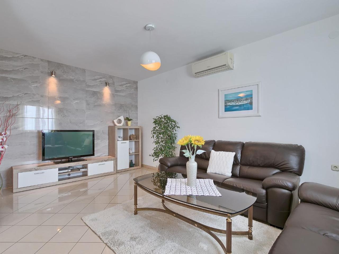 Apartment Noa Pola Esterno foto